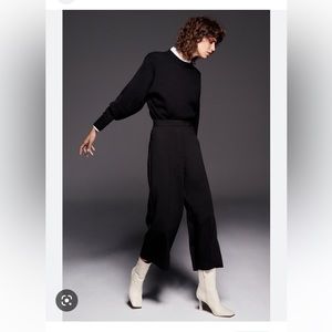 Brand NEW with Tags Black Zara Cropped Trousers, SZ S